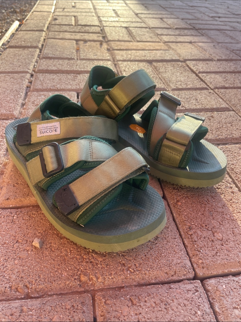Suicoke Olive Green Kisee-V Hook-and-Loop Sandals